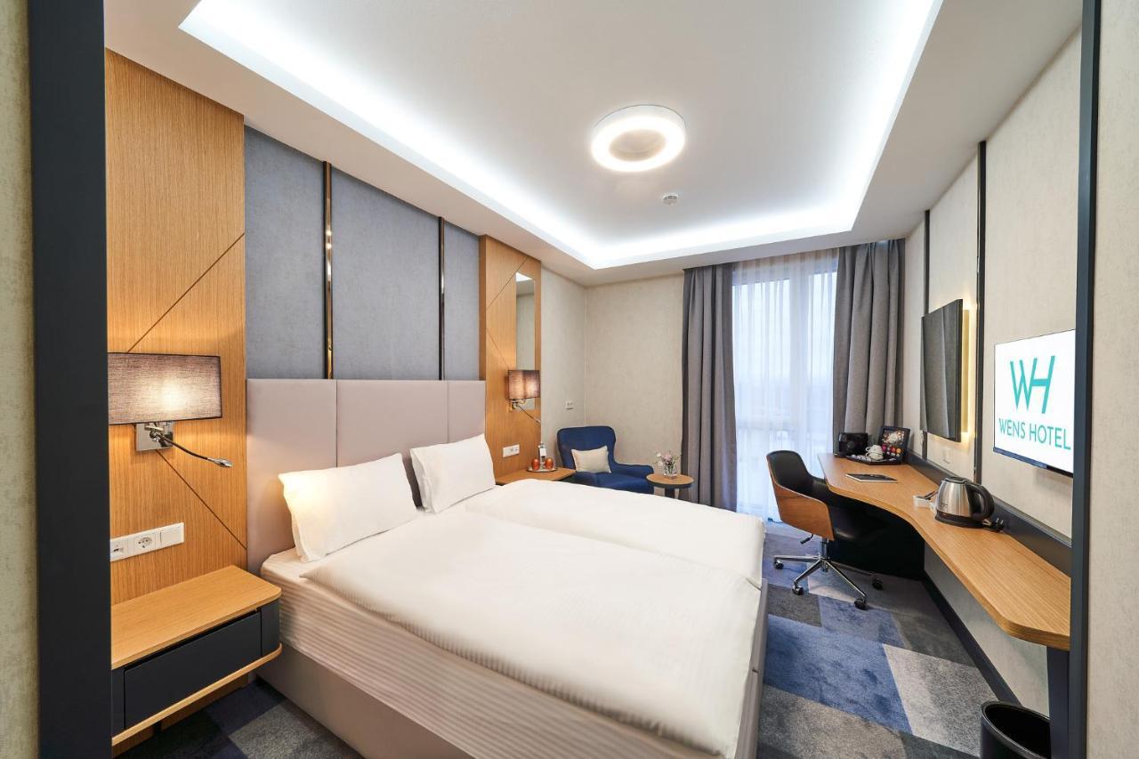 Wens Hotel 마인츠 외부 사진